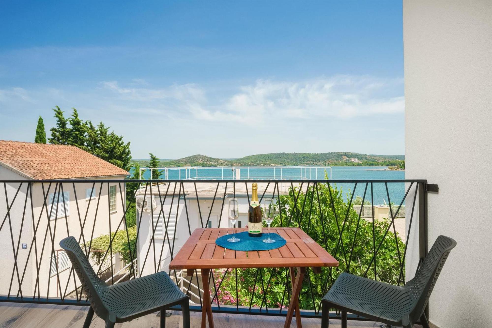 Apartments Picikato Bilice Ngoại thất bức ảnh